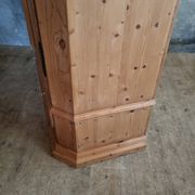 Armoire en pin 