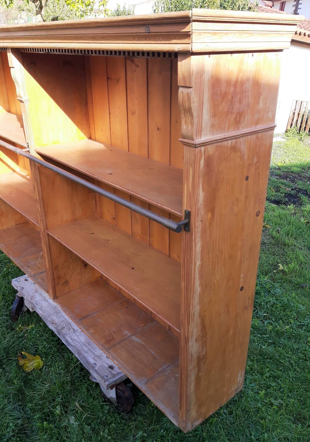 Pine bookcase (251 x 49 x height 288 cm)