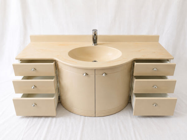 Meuble-vasque vintage sculptural laqué crème et marbre, années 80