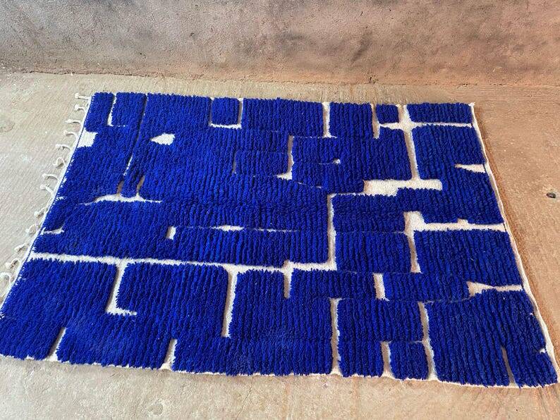 Tapis artisanal marocain fait main dans l’Atlas 270cmx170cm