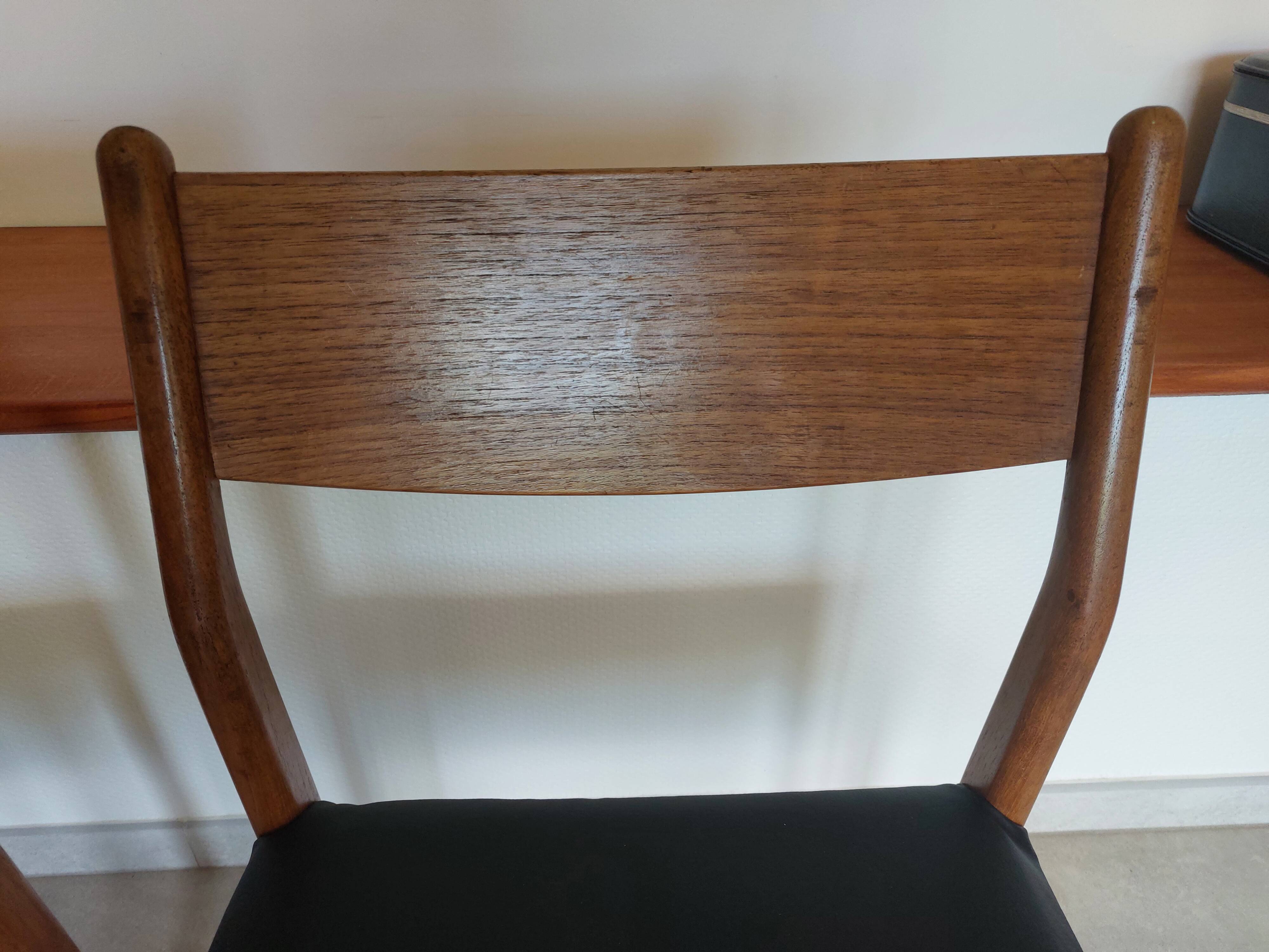 paire de chaises scandinaves style Fristho Franeker, assises rénovées