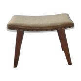 Footrest with compass feet