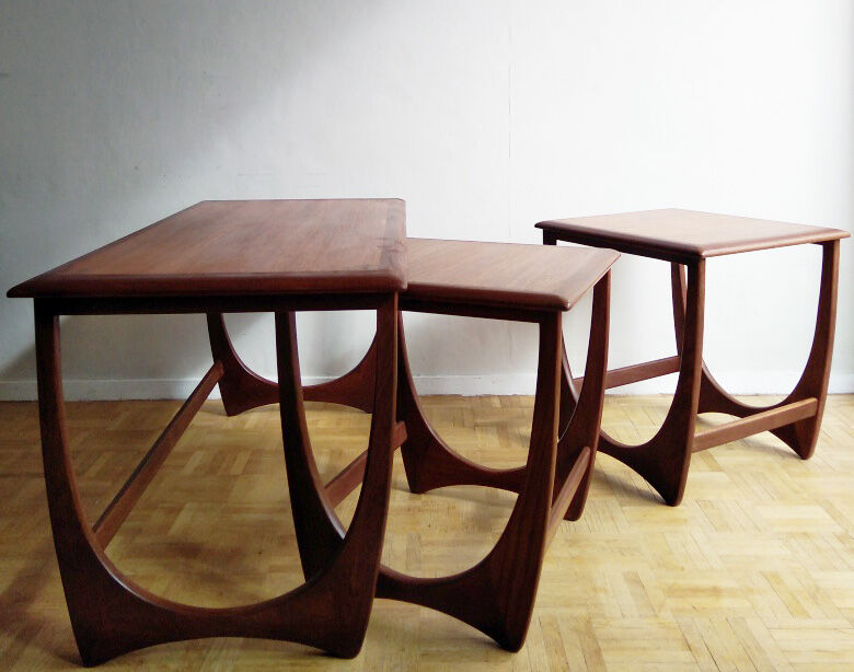 Pull-out tables in teak - G Plan - 1960s