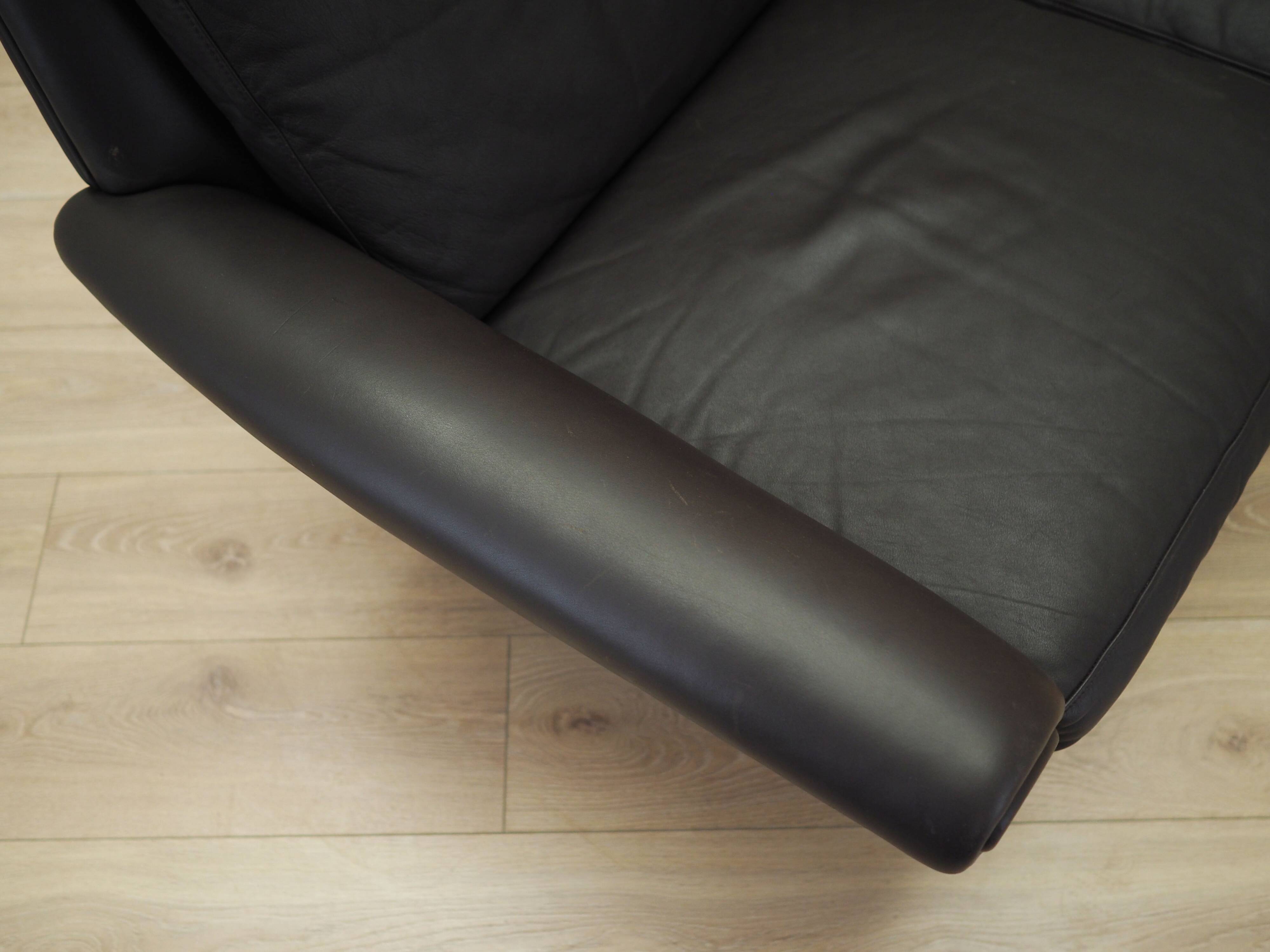 Brown leather sofa, Danish design, 1960s, designer: Aage Christiansen