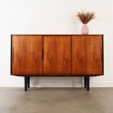Buffet haut en teck, design danois, années 1960, production : Danemark