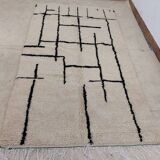 Handmade Moroccan Berber Rug 260 X 148CM