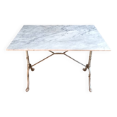 Table bistrot en marbre et piétement en fonte