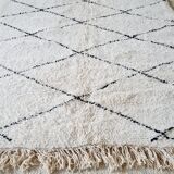 Carpet Beni Ouarain Middle atlas white wool