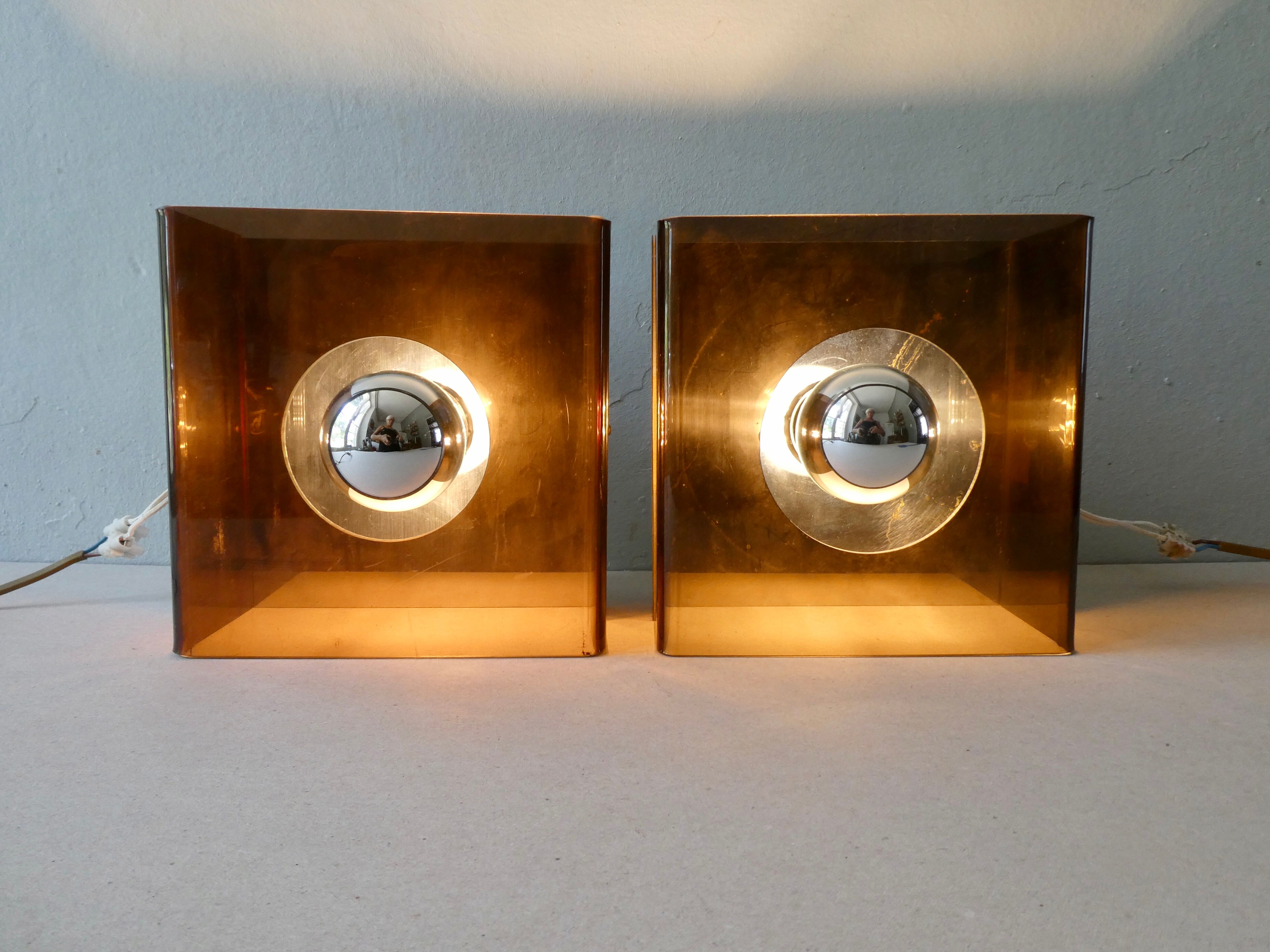 Pair of sconces in smoked Plexiglas by Jocelyne Trocmé model "disco"