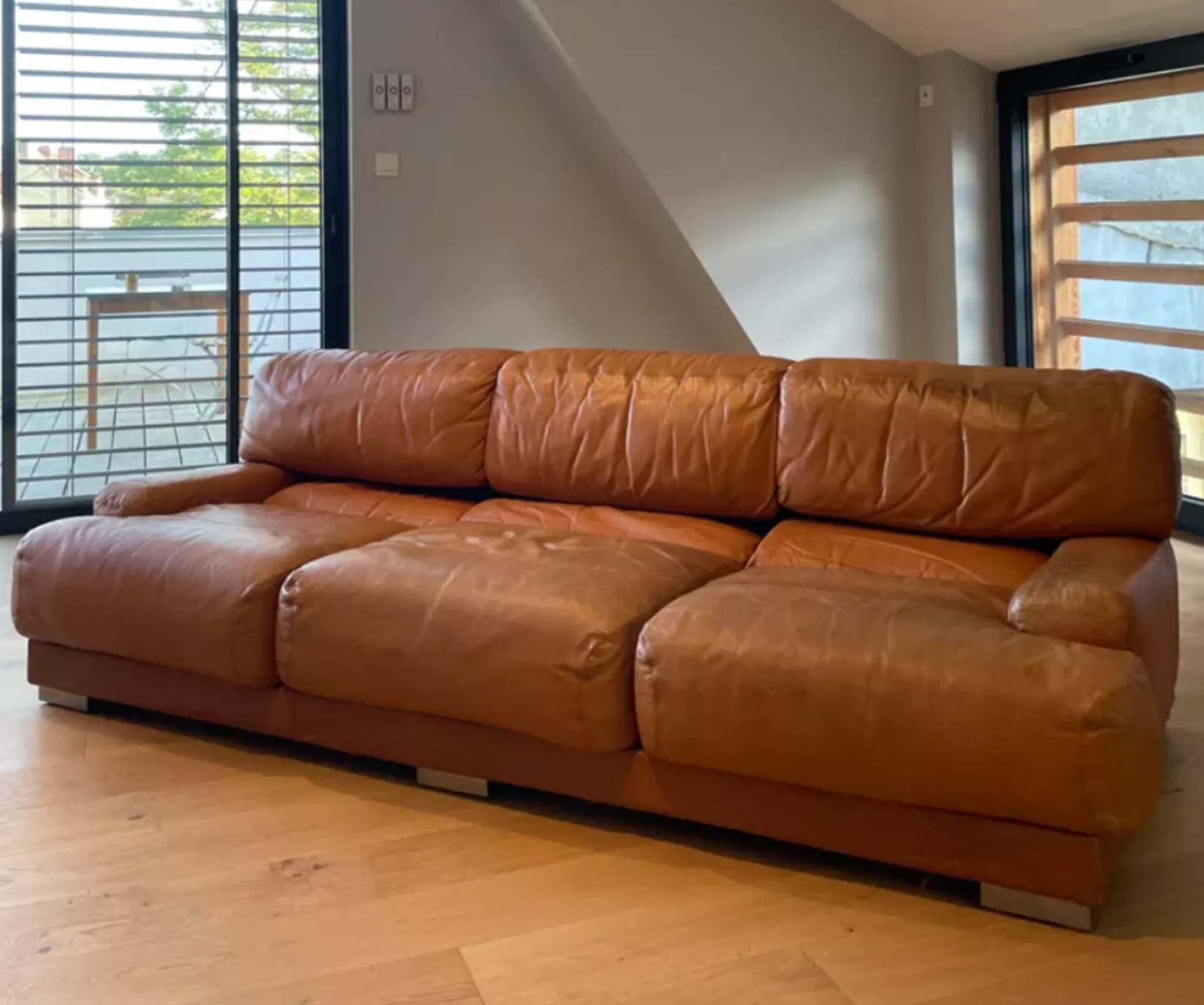 Vintage 3-seater sofa Gérard Guermonprez fawn and stainless steel leather, France 1970