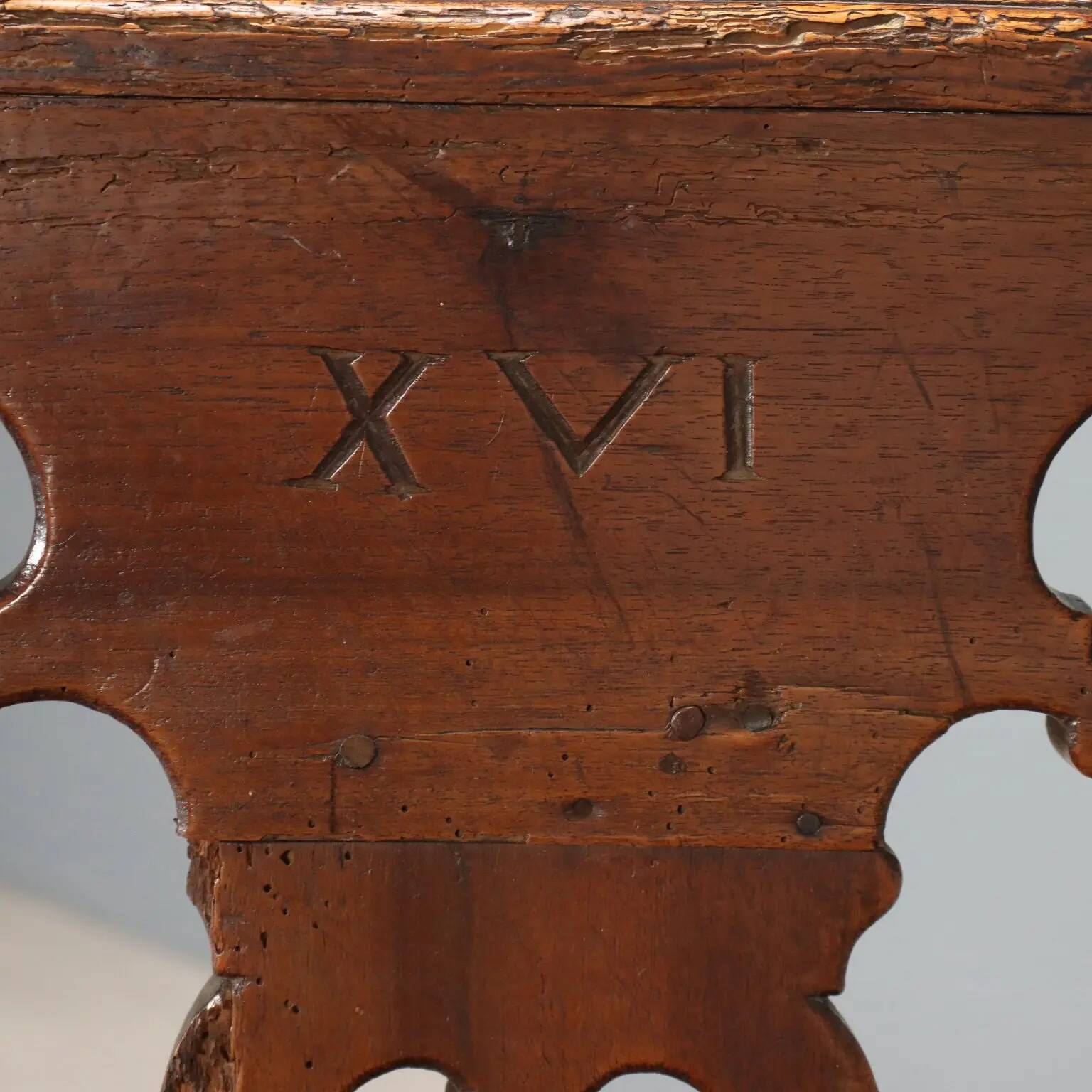Antique walnut wood bench, Italy, 18th century
