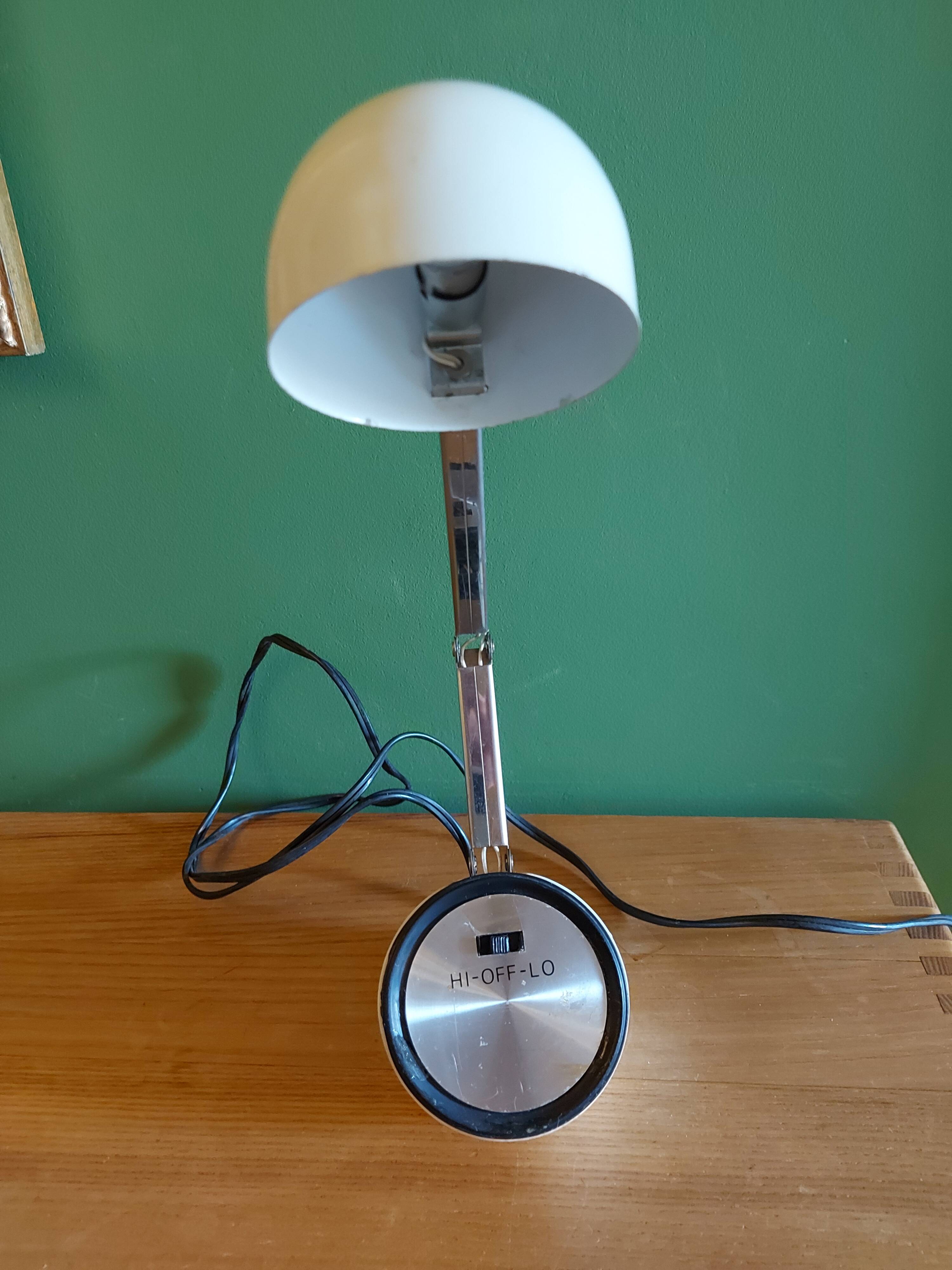 Well-lite vintage lamp
