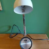 Well-lite vintage lamp