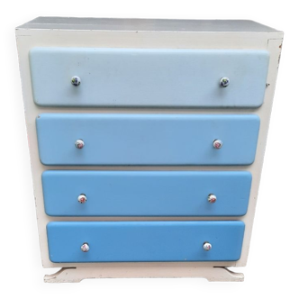 Vintage chest of drawers