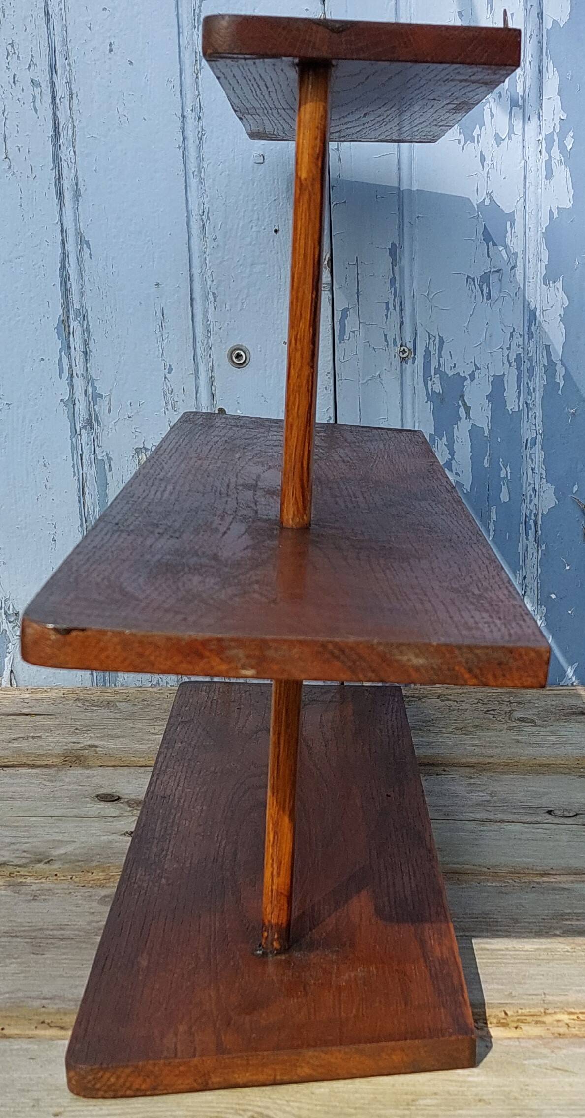 Étagère scandinave en bois
