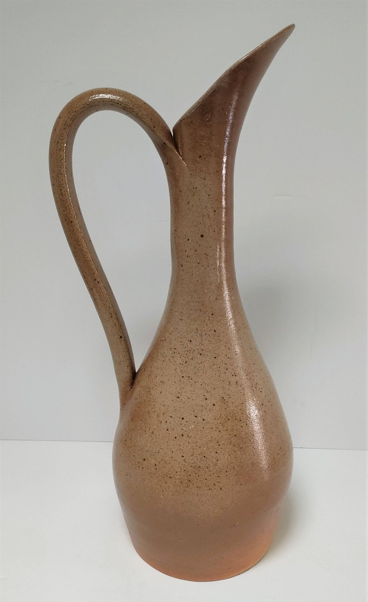 Pichet grès pyrité années 70 h.40,5 cm