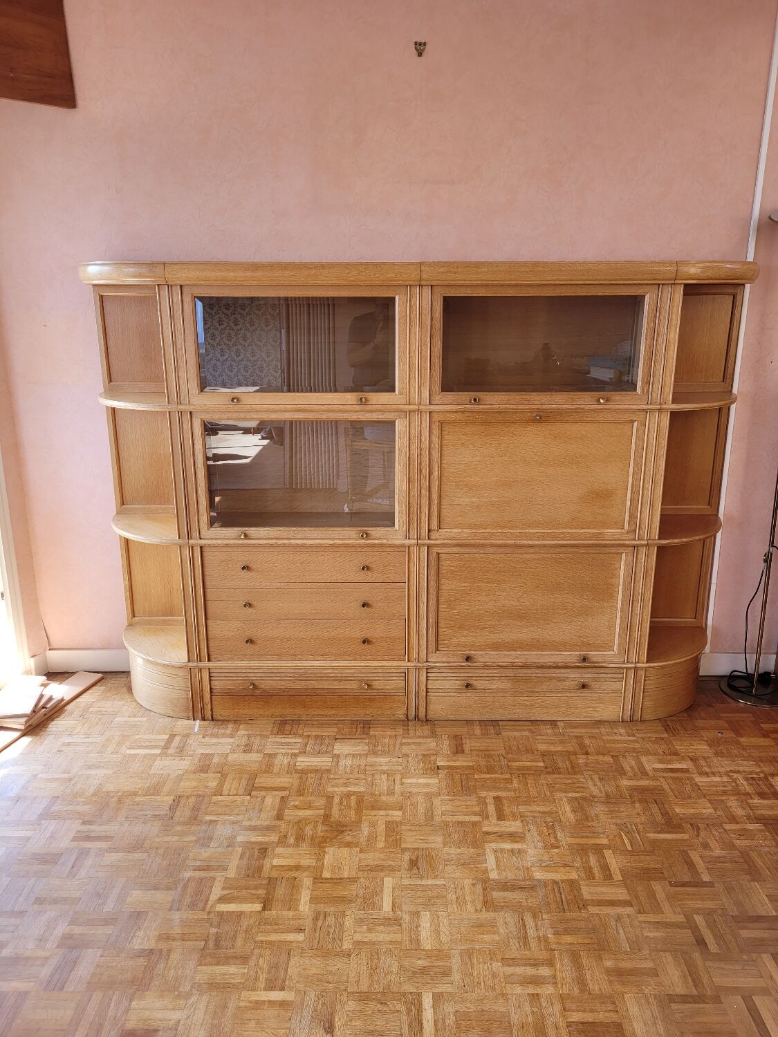 Furniture in MD modules with desk