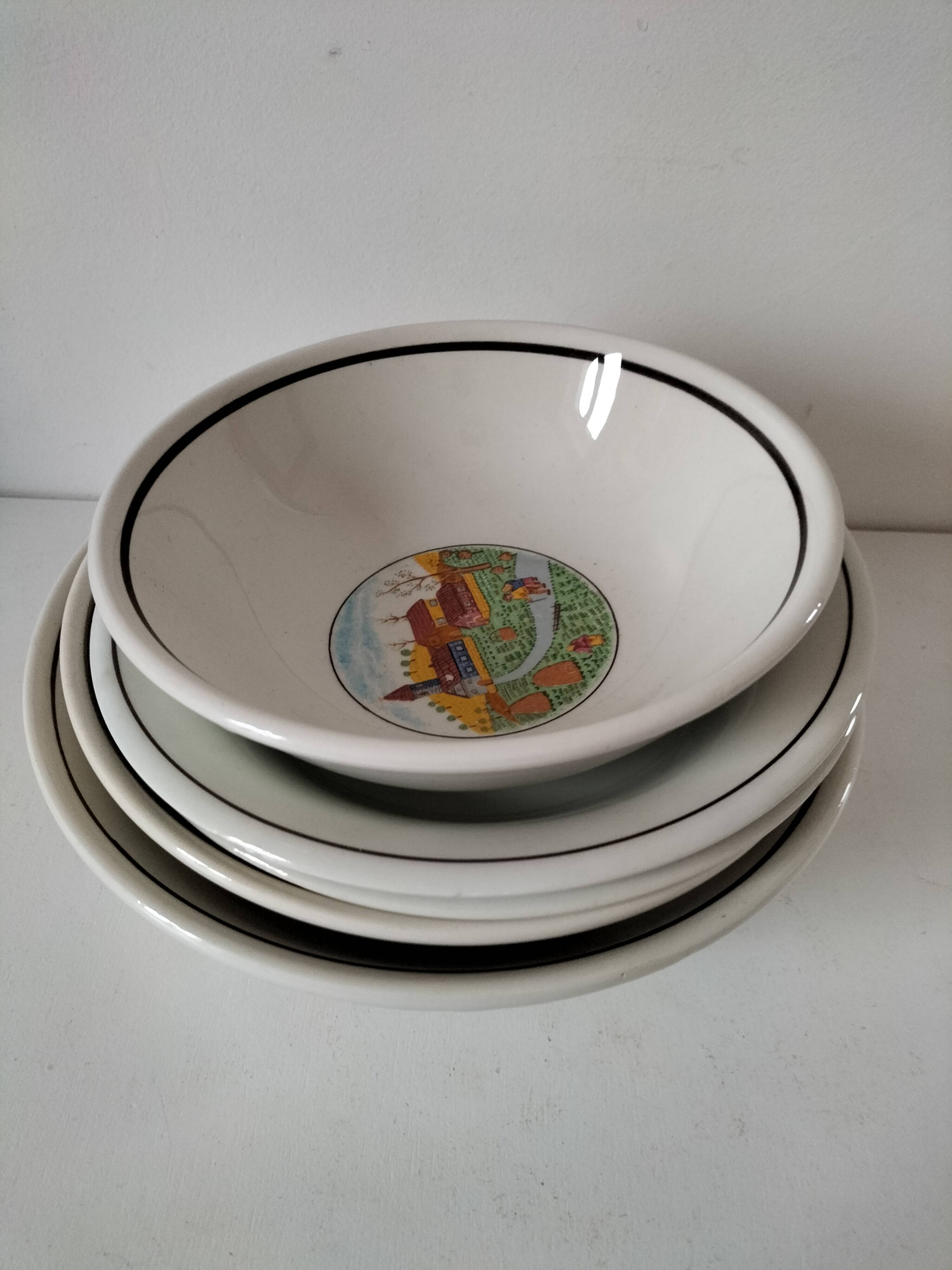 Set of 5 Italian ceramic dishes with country decor