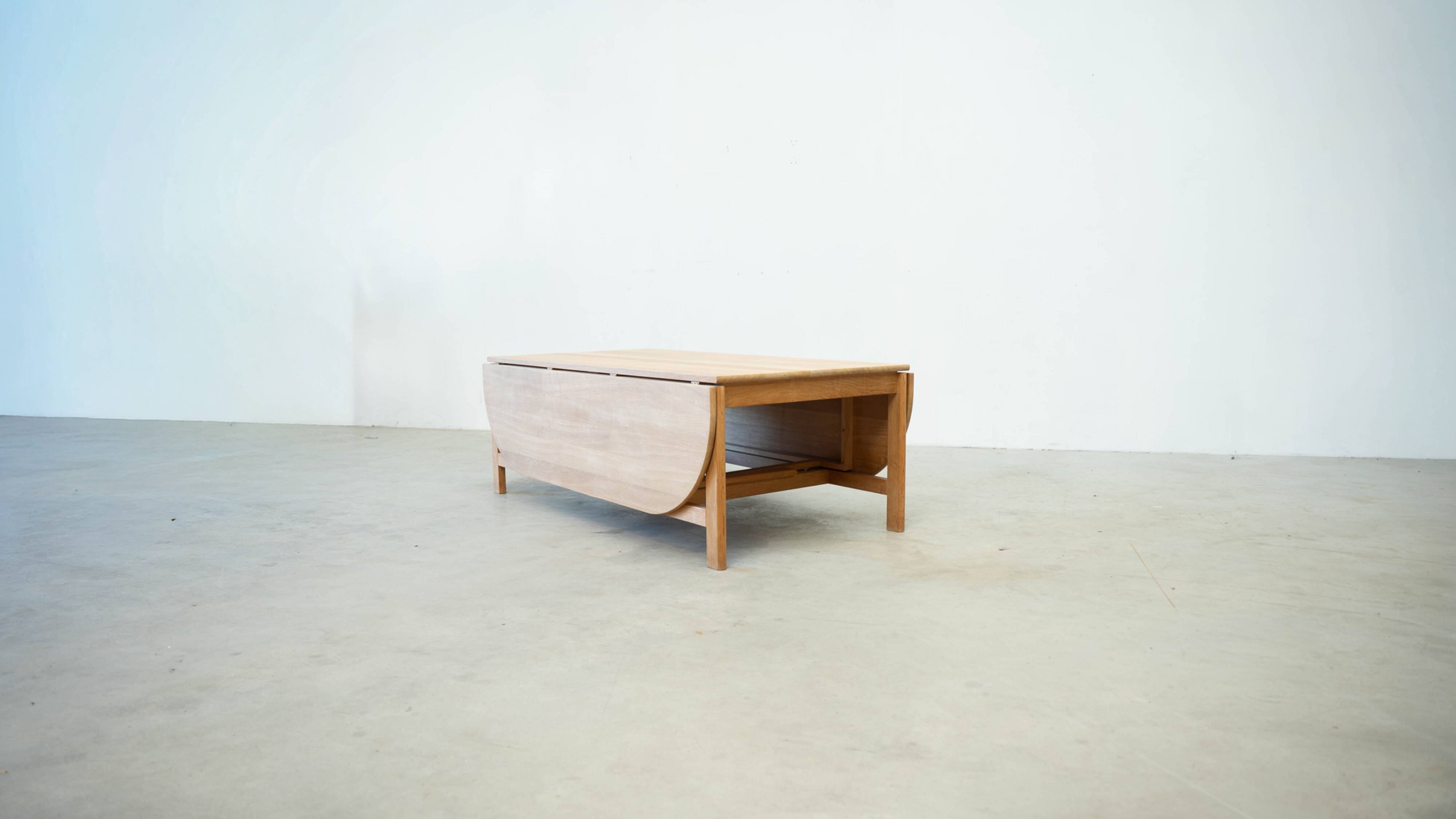 Drop-leaf coffee table 5396 by Søren Holst for Fredericia Furniture