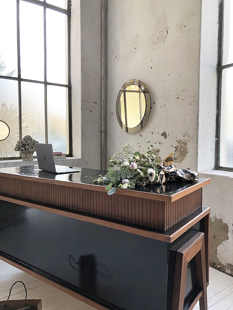 Smoked round design mirror Veca Italy