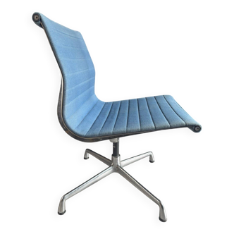 Charles Eames Office Chair VITRA Blue Fabric/Aluminium