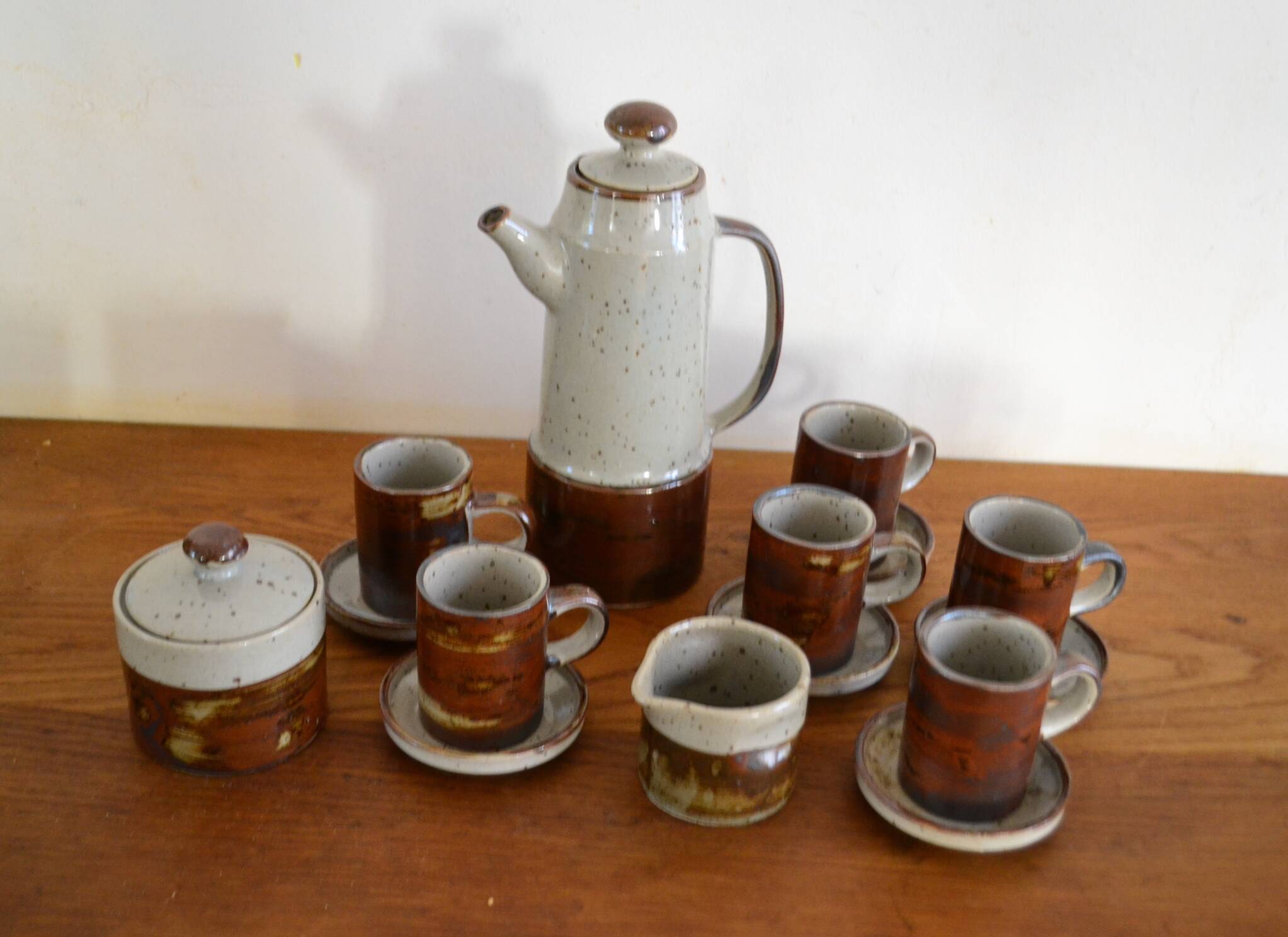 Vintage enameled stoneware coffee service made in Japan 60s