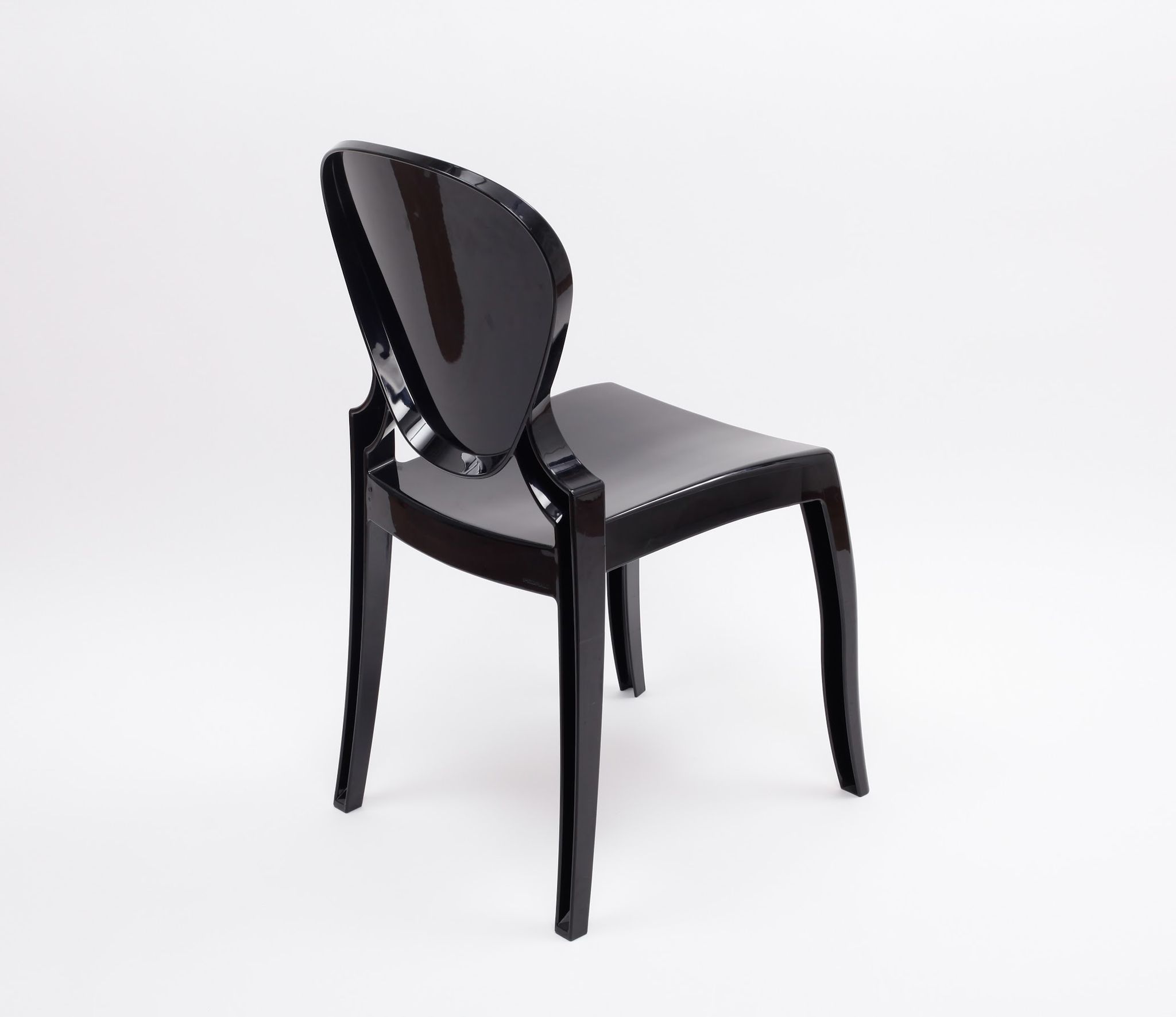 Ensemble de 4 chaises noires design Queen de Claudio Dondoli et Marco Pocci