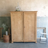 Cabinet from the 30s