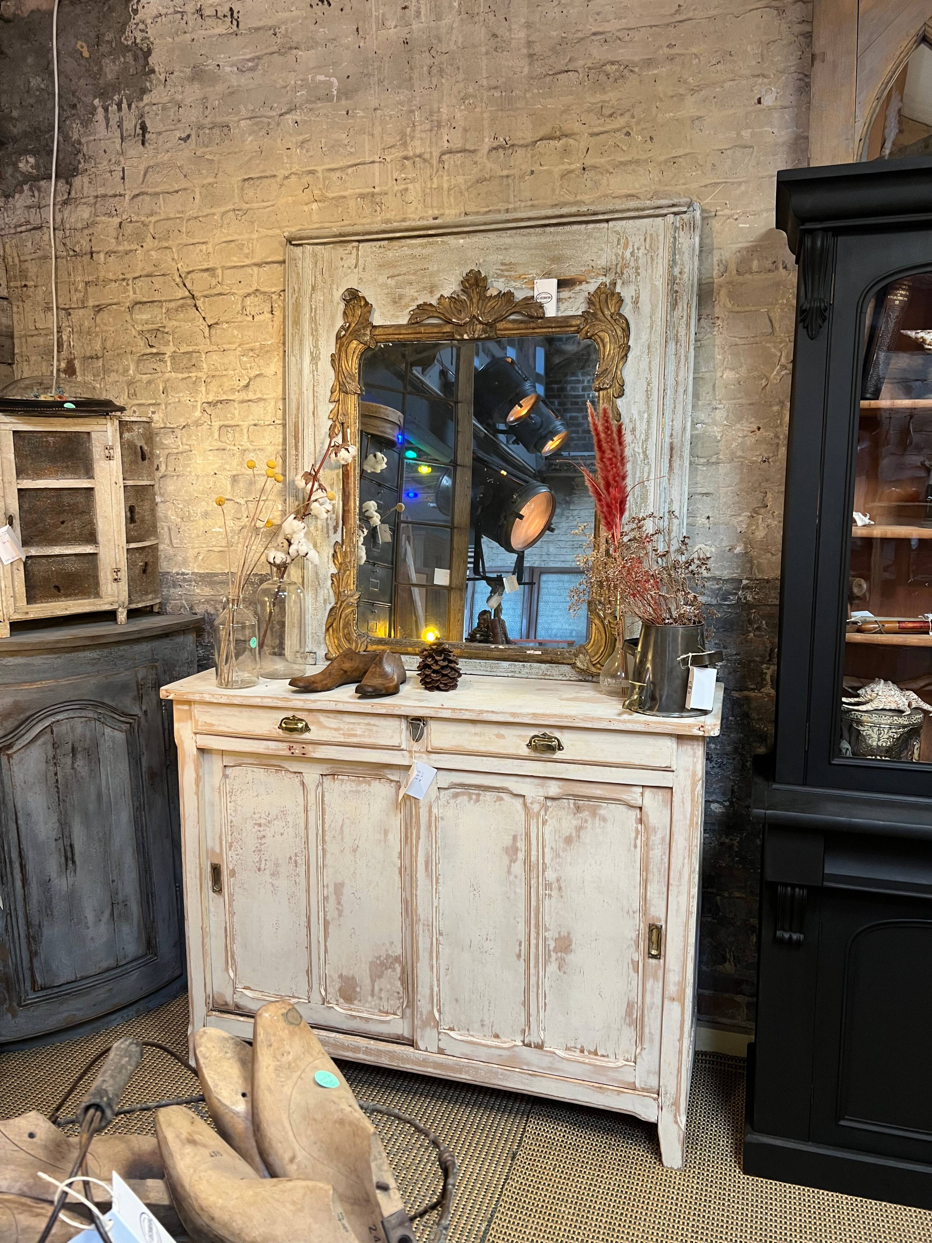 Eighteenth-century trumeau mirror