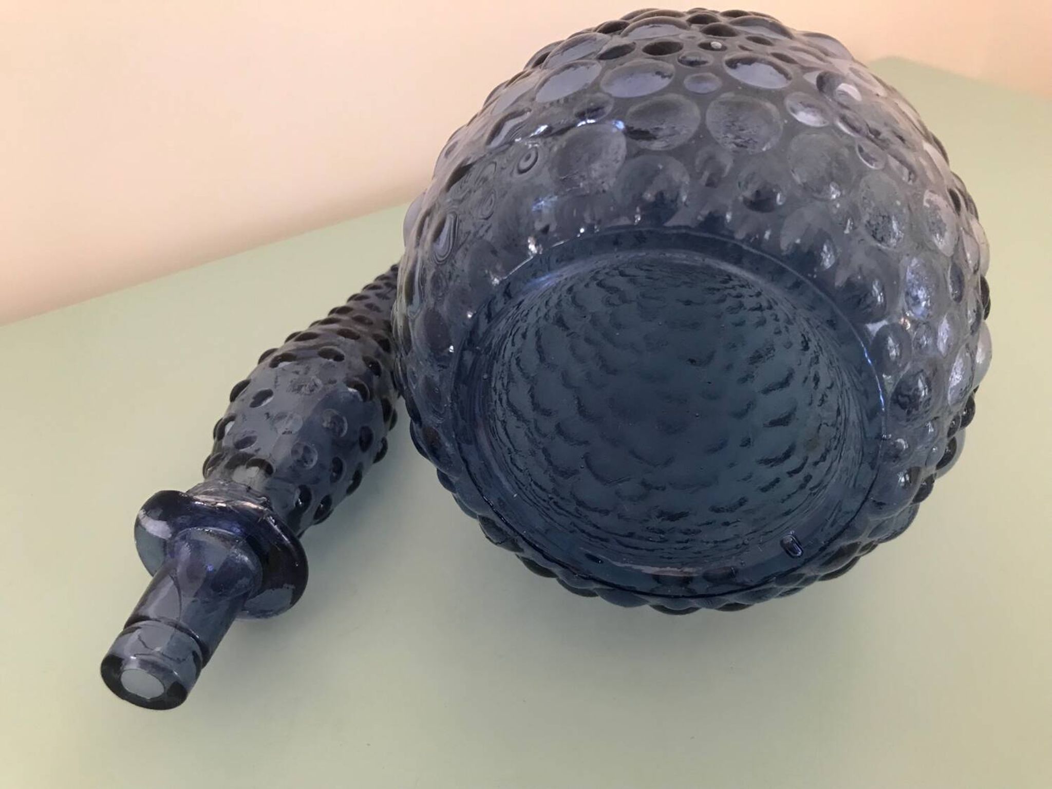Carafe empoli violet mauve petits bulles hobnail