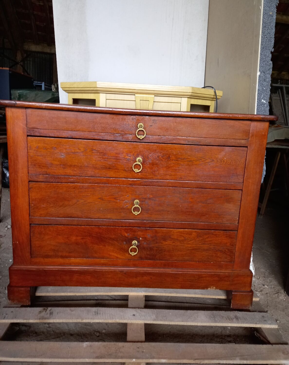 Antique wooden chest of drawers