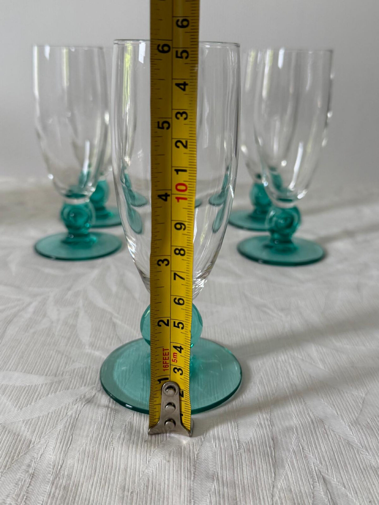 Lot of 6 vintage glasses
