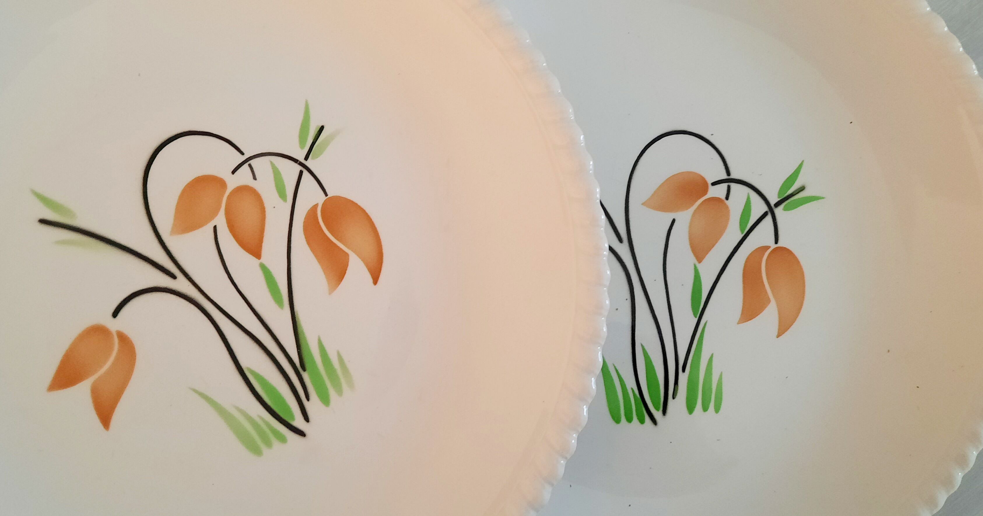 Badonviller Lunéville k&g flat faience plates vintage tulip decor