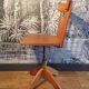 Chaise américaine pivotante