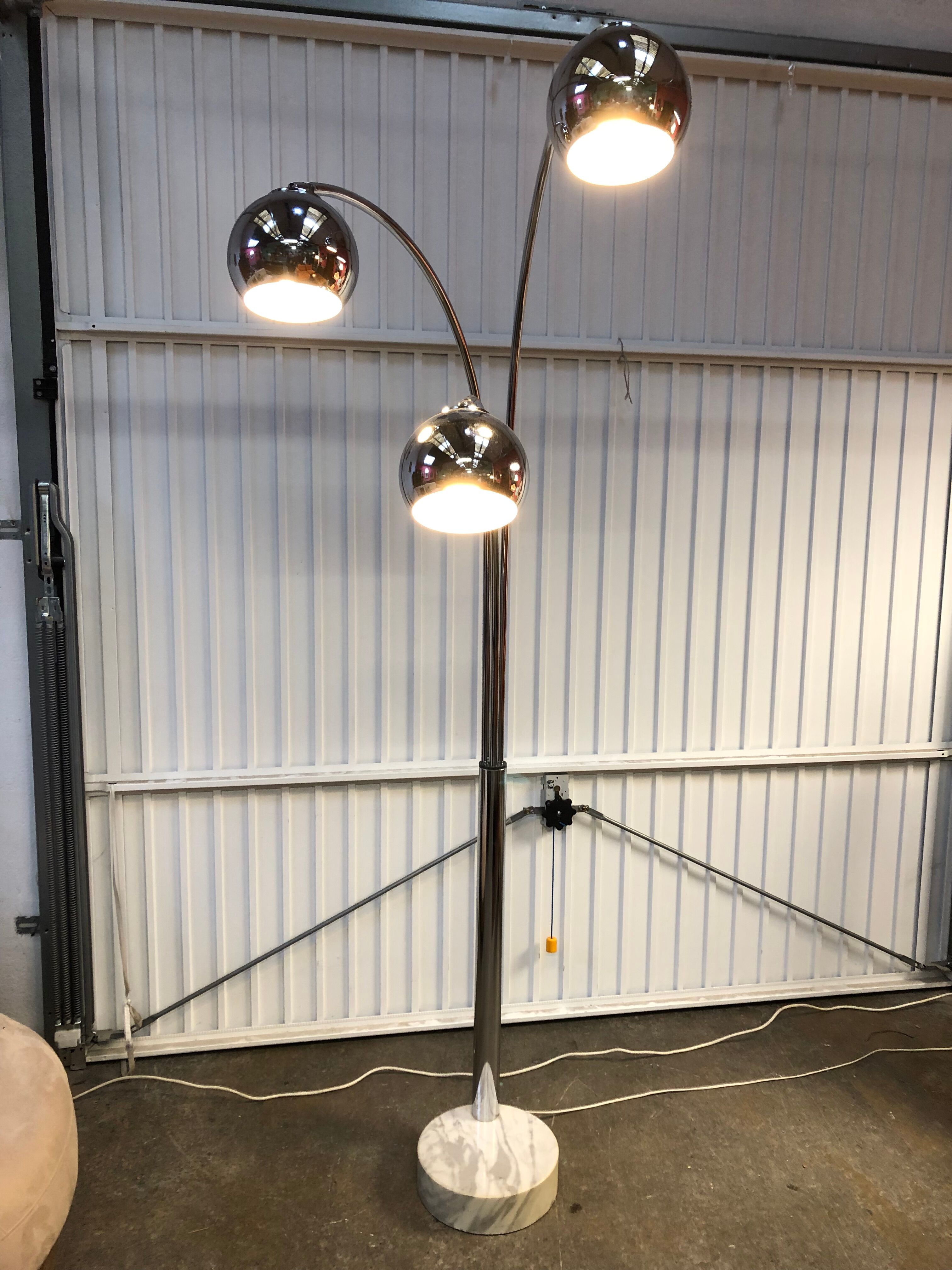 floor lamp lily of the valley design goffredo reggiani 1970