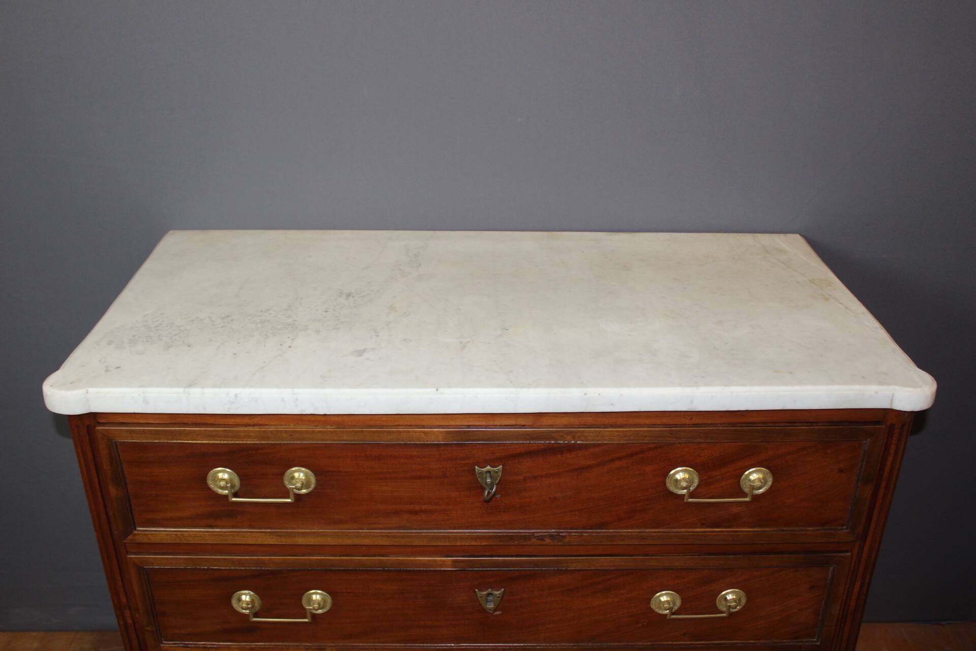 Small Louis XVI chest of drawers circa 1800