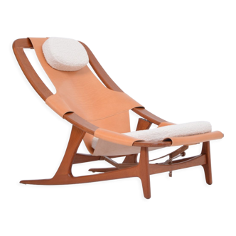 Reupholstered Scandinavian 'Holmenkollen' lounge chair by Arne Tideman Ruud