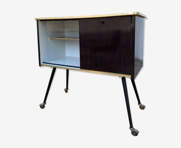 Meuble bar vintage sur roulettes