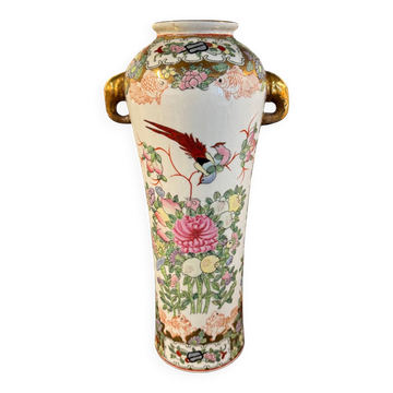 Grand vase  en porcelaine à anses éléphant –XX siècle