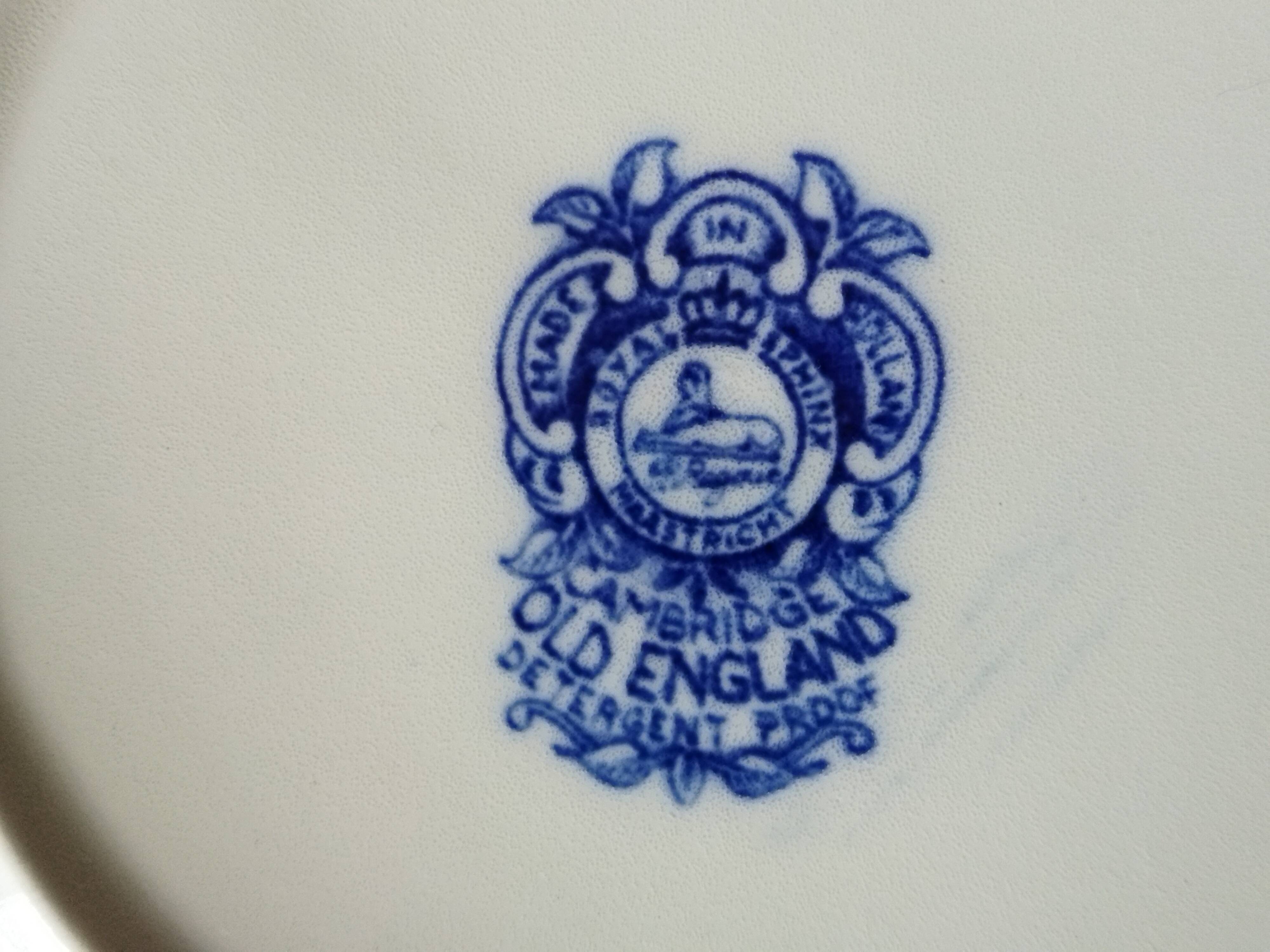 Royal Sphinx Maestricht P. Regout "Cambridge Old England" blue & white soup plates