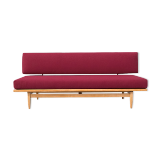 Daybed designed by Eugen Schmidt for Es Soloform