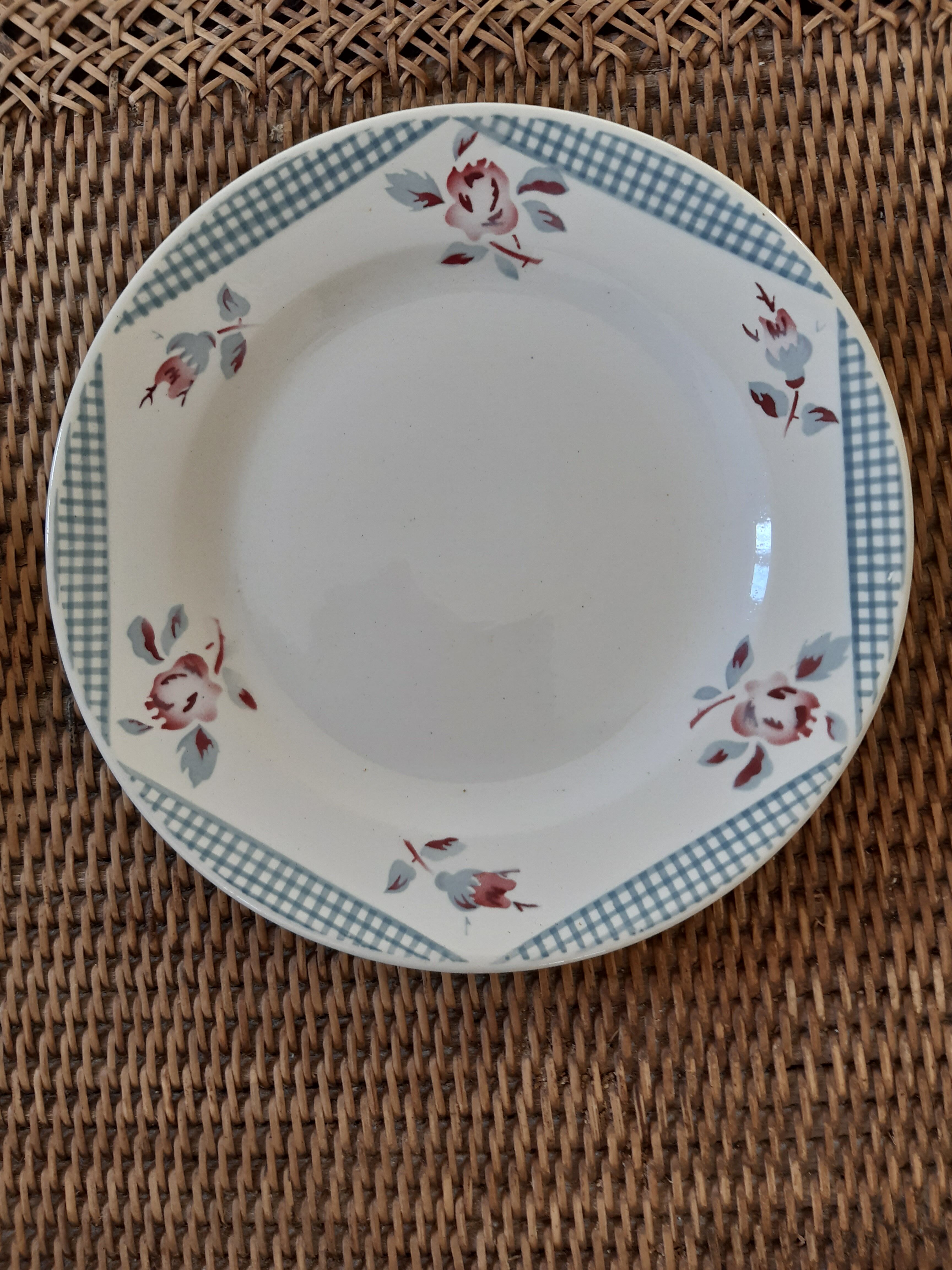 Digoin Sarreguemines plates