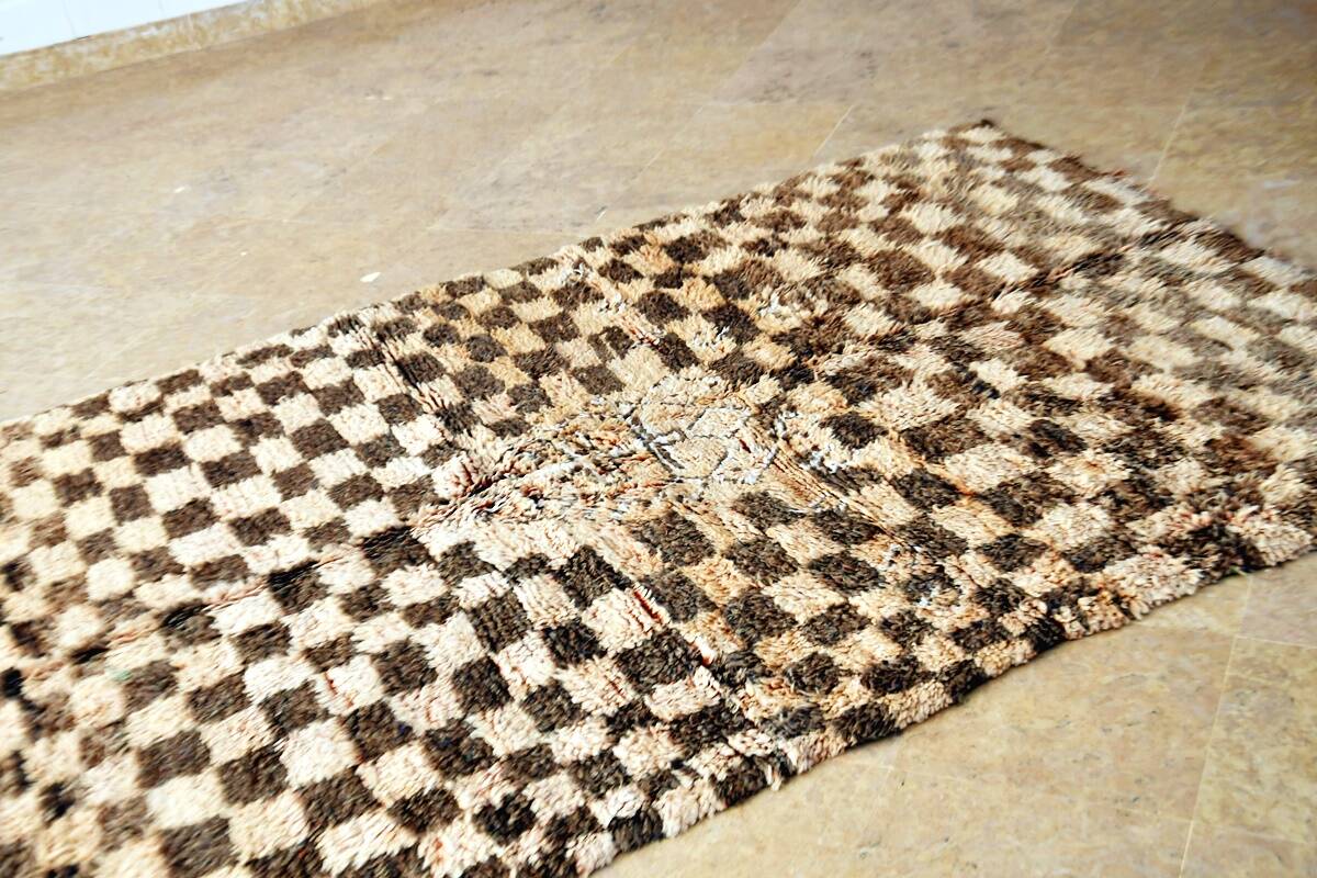 Tapis Marocain Berbère Zemmour vintage fait main,Handmade