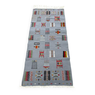 Handmade kilim rug