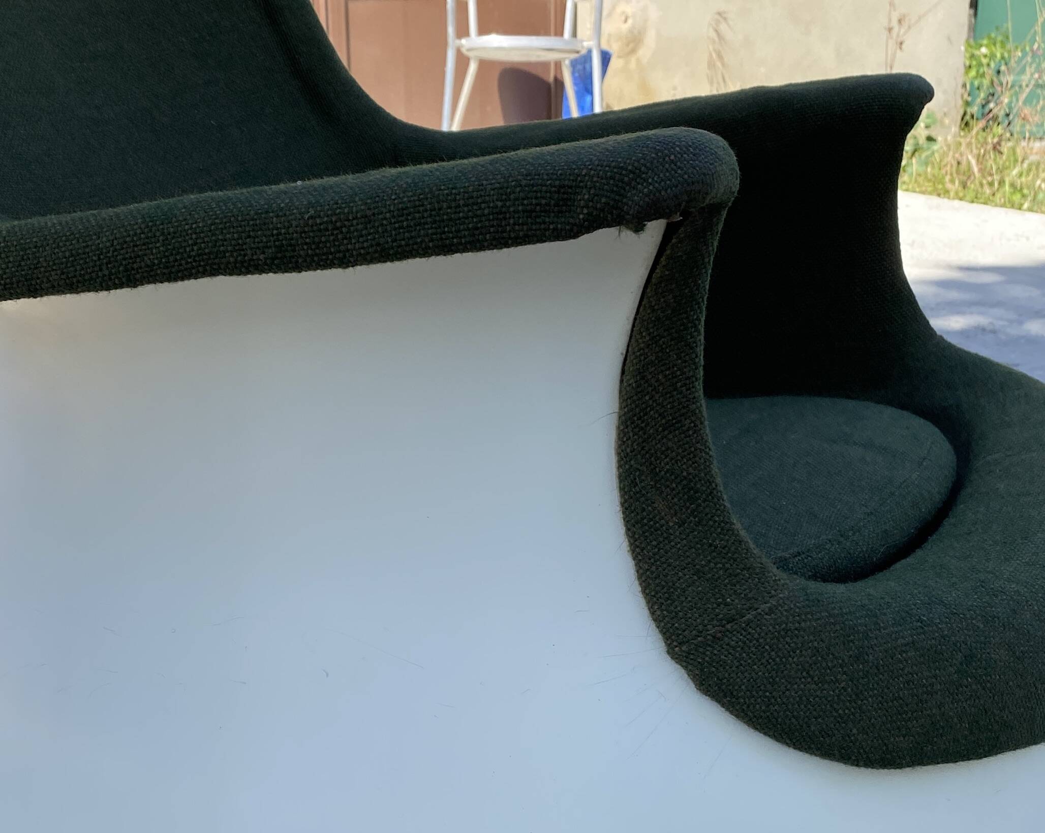 MARC HELD Rocking Chair – High Back