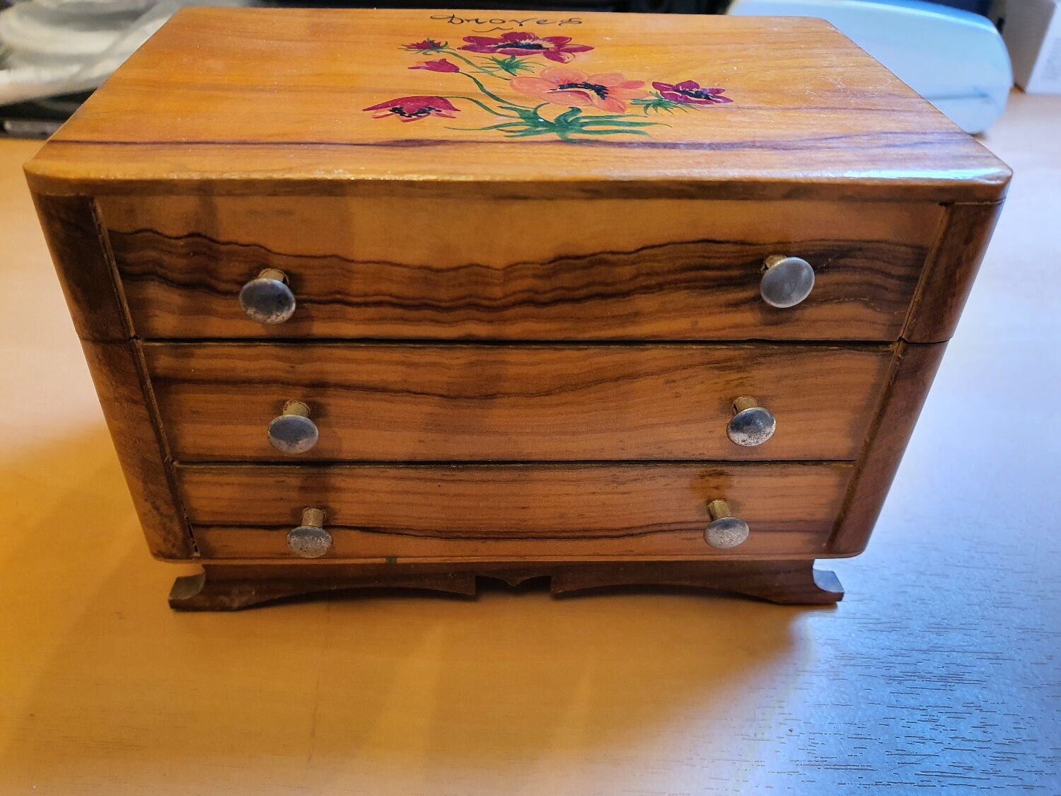 Vintage jewelry box