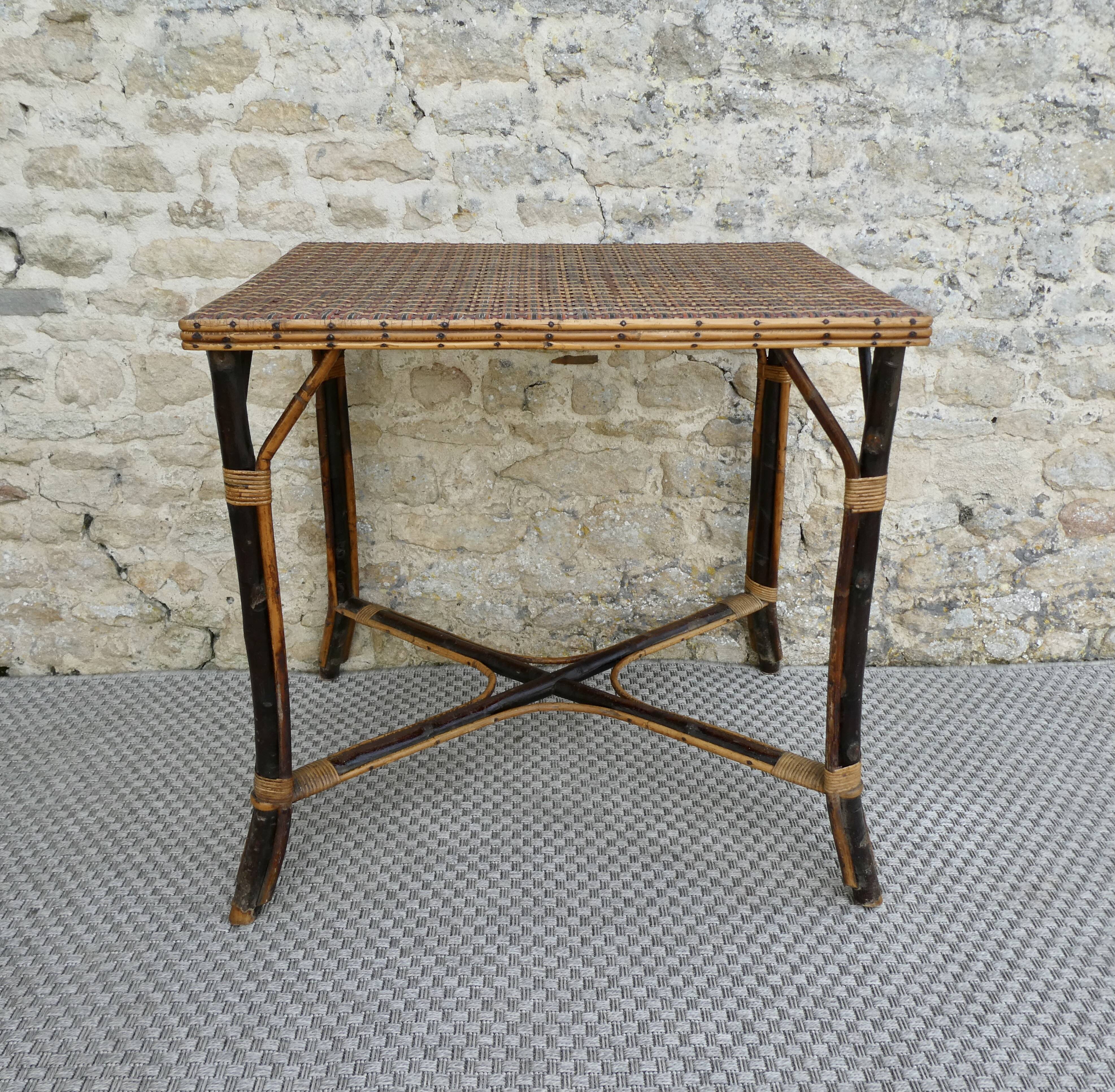 Table en bambou et rotin de la maison Perret & Vibert, fin XIXIème