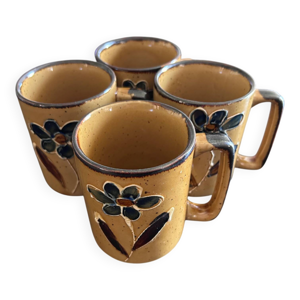 Service de 4 mugs décor floral