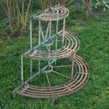 Half-moon florist plant holder