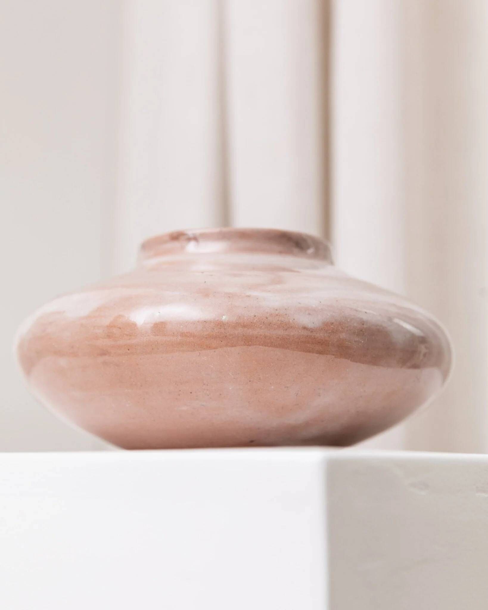 Gudrun Schenk Studio Ceramic Vase in beige-pink glaze - German Mid-Century Flower Vase, 1950s